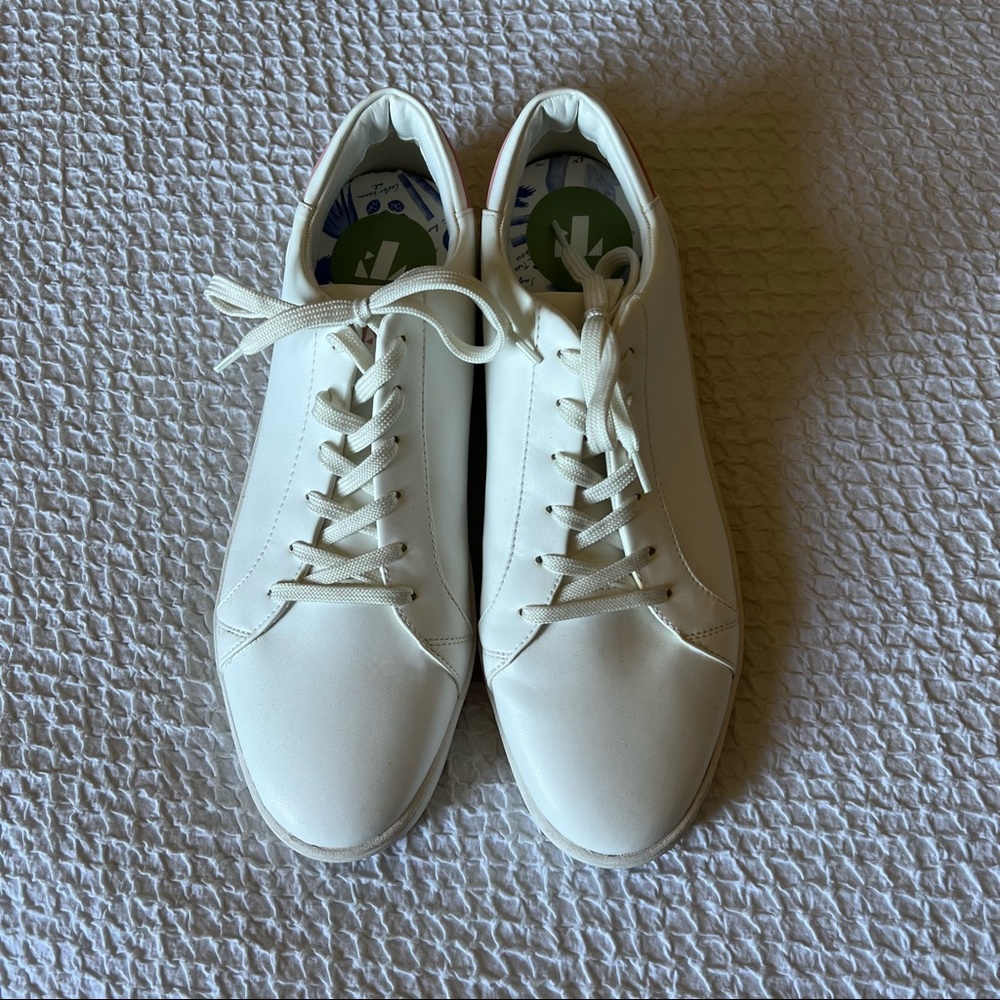 Thousand Fell White Sneakers
